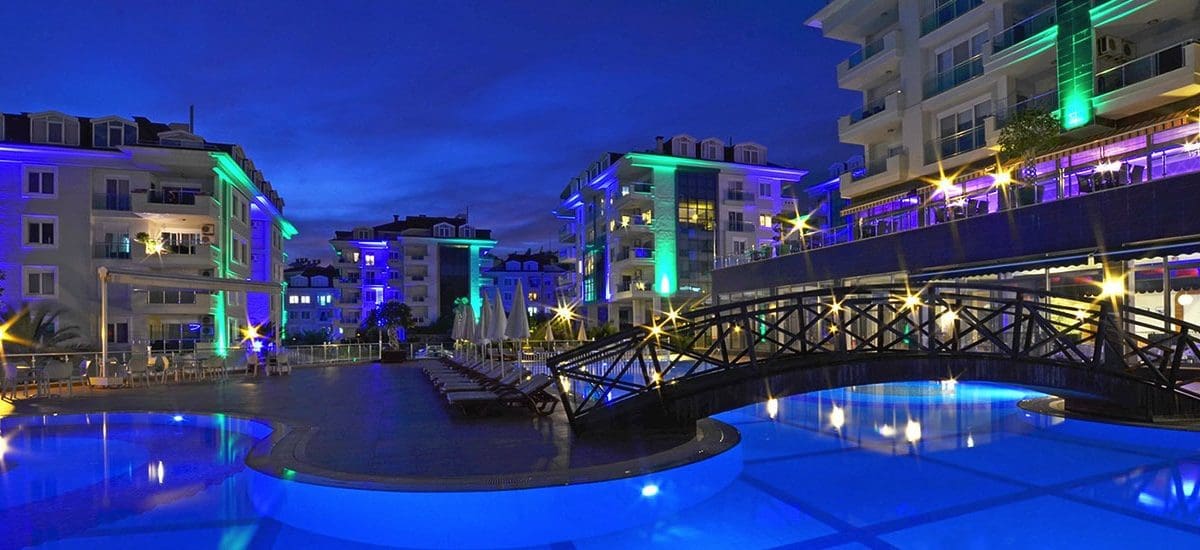 Fully furnished two-room apartment in Alanya Oba for sale