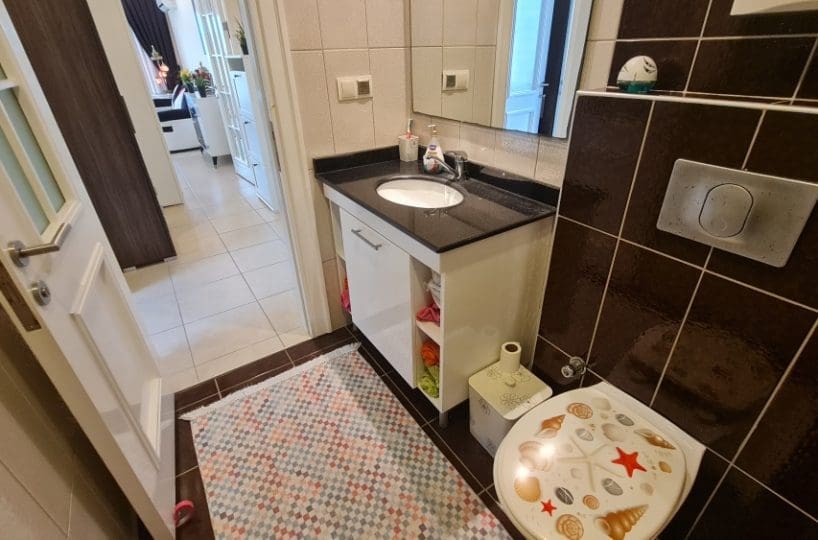 Fully furnished two-room apartment in Alanya Oba for sale
